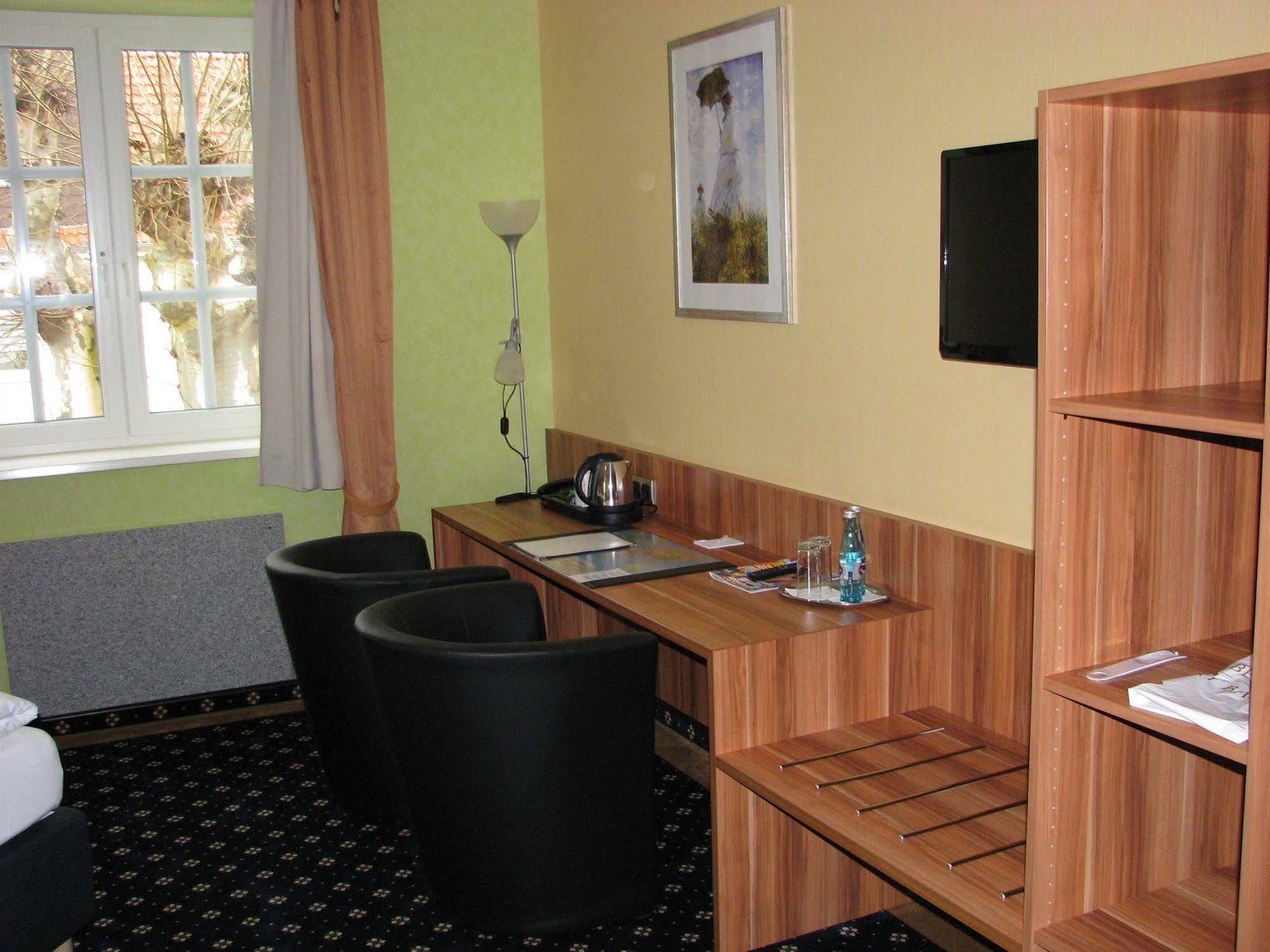 Hotel Deutscher Hof 바베하우젠 외부 사진